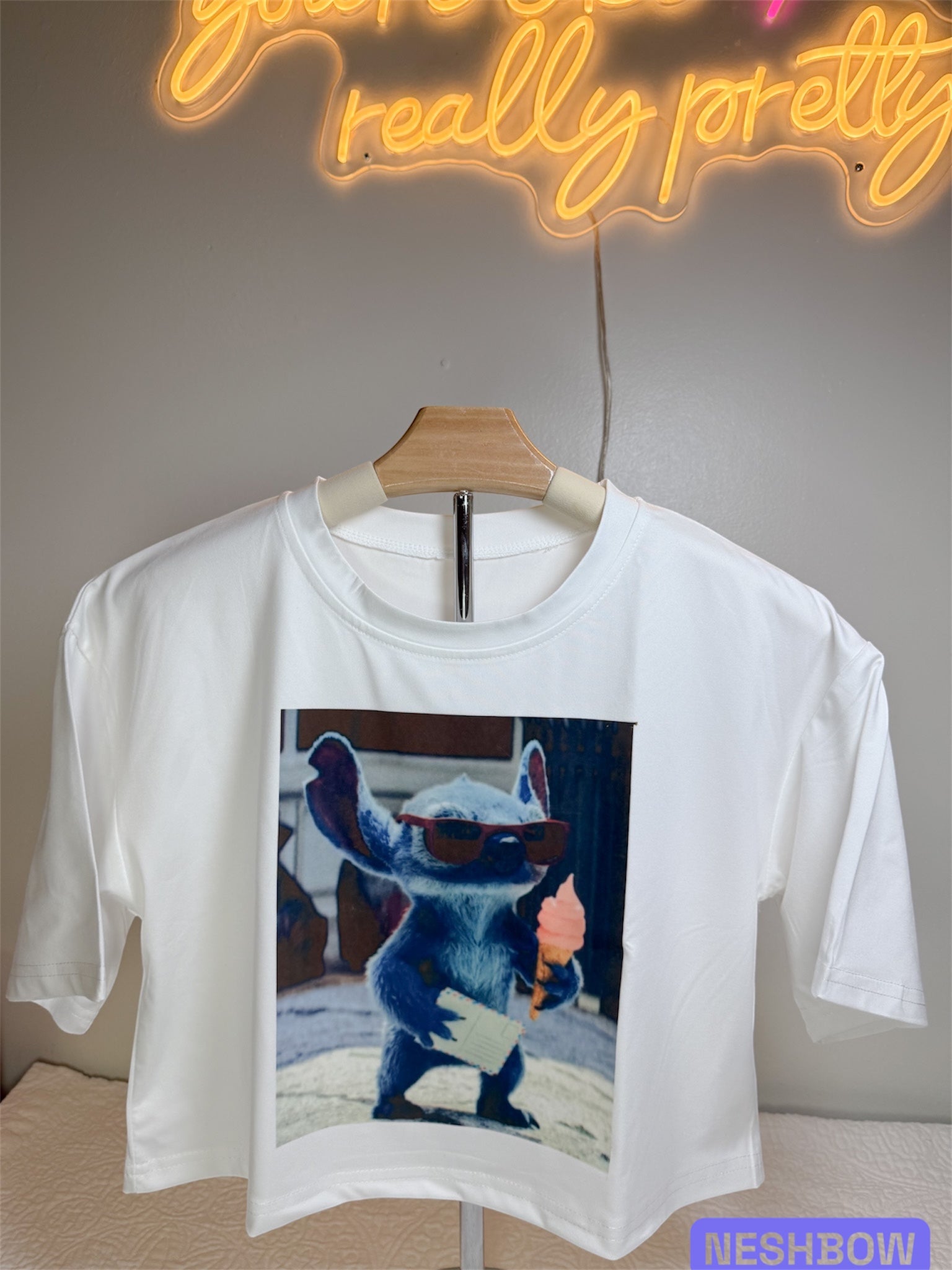 Too Cool For Earth! Crop-top